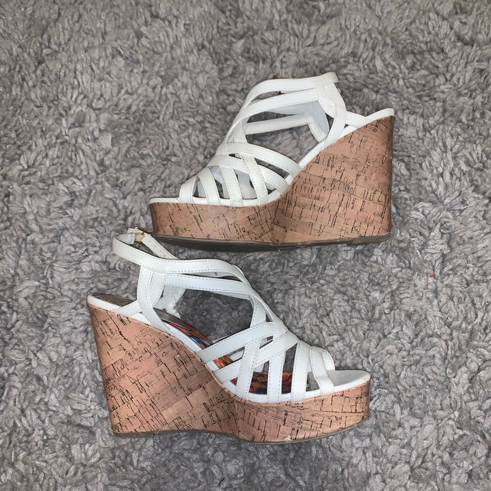 Madden Girl Wedges
